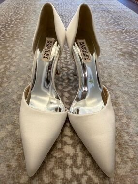 Badgley Mischka Ivory Satin D'Orsay Pointed Toe Pumps